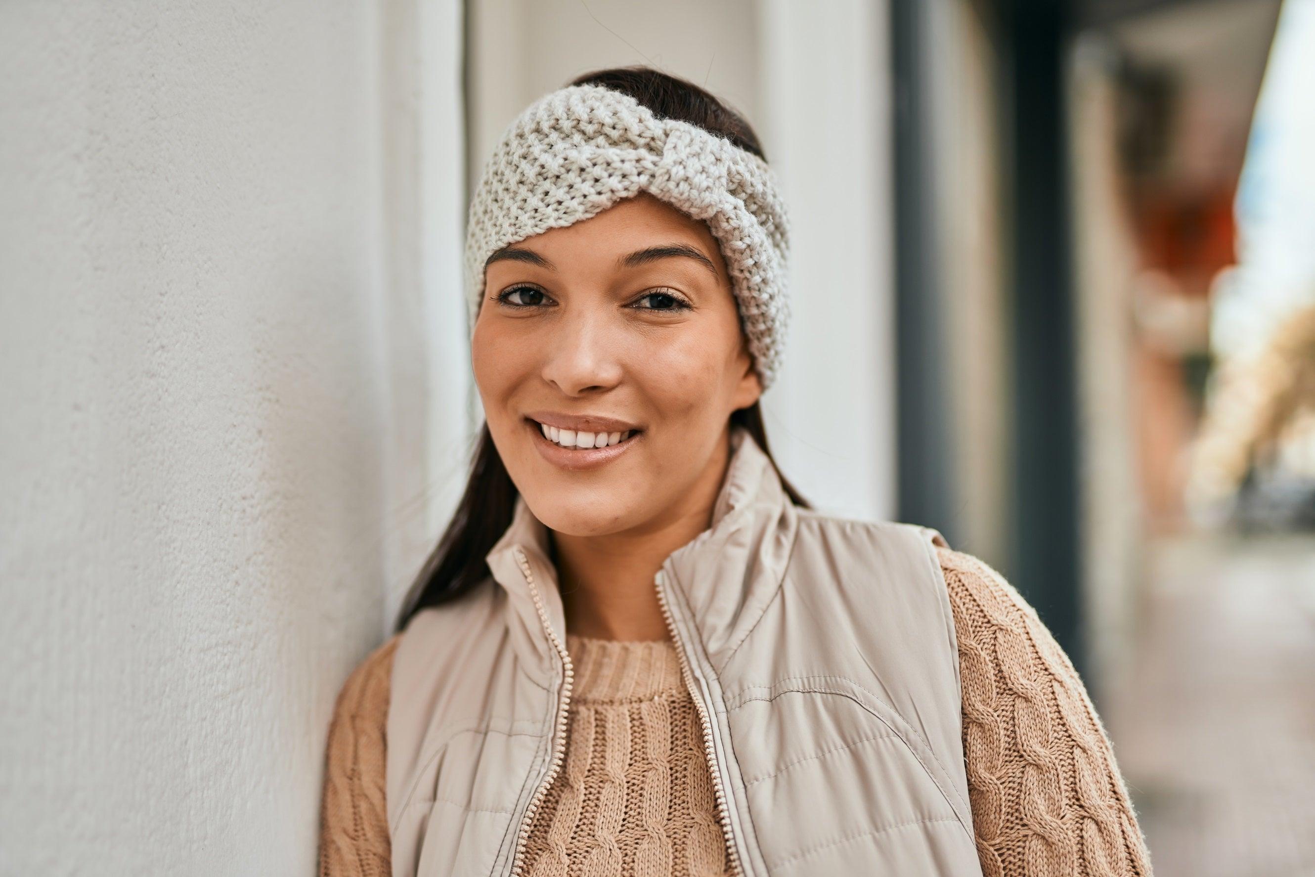 Accessorize Your Winter Wardrobe: Must-Have Headbands for the Cold Season - plusminusco.com