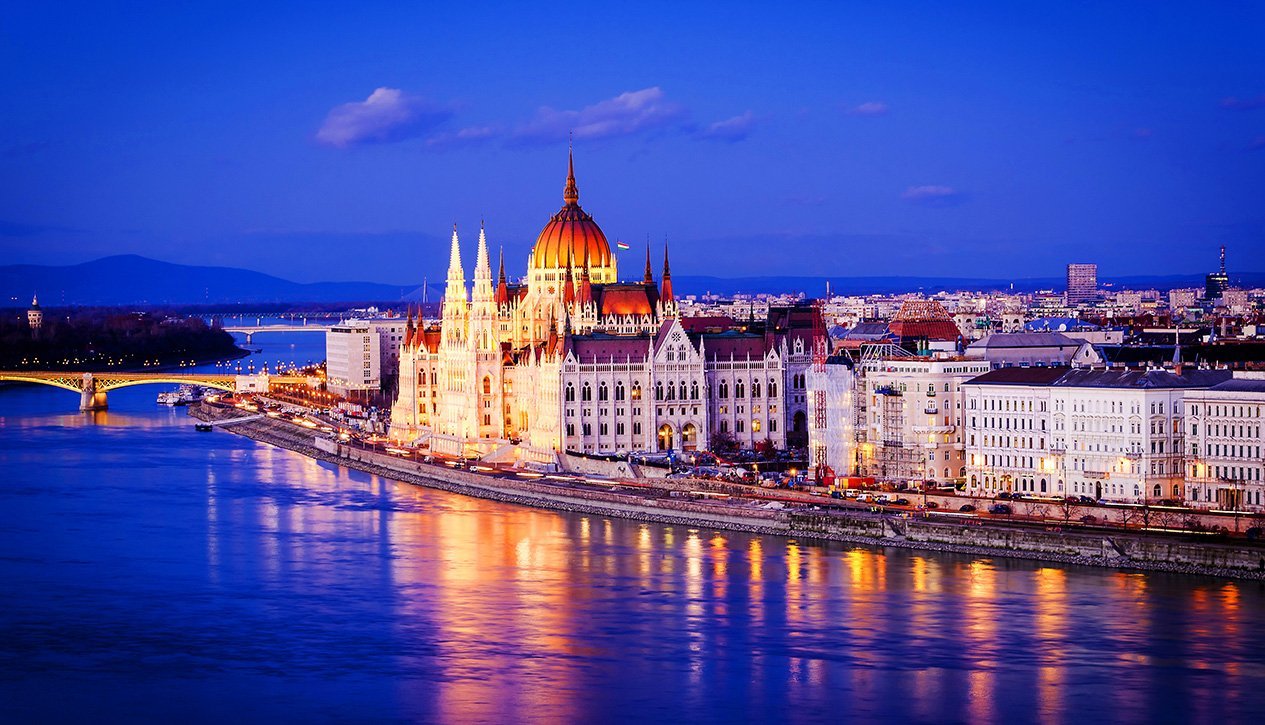 Beauty in Hungary - plusminusco.com